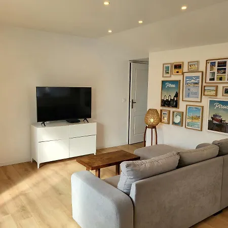 Les Pirouettes Holiday home