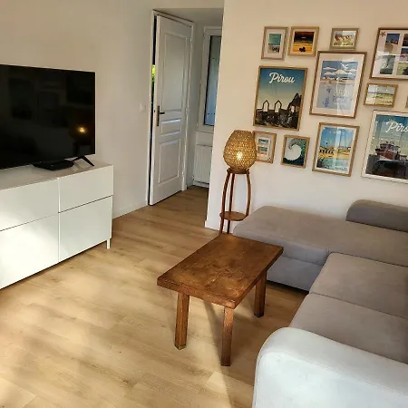 Holiday home Les Pirouettes