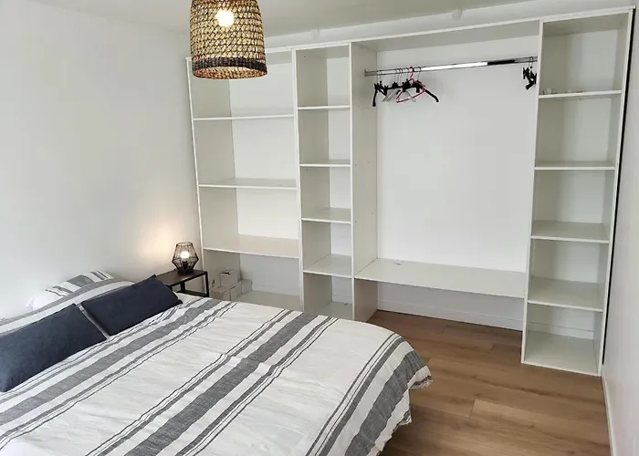 Les Pirouettes Nyaraló Pirou